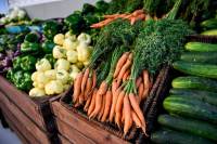 Preço dos alimentos sustenta alta de 0,67% da inflação de abril
