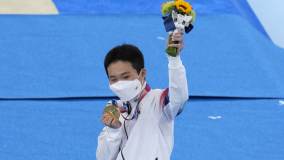 Jeahwan Shin, da Coreia do Sul, foi o melhor na apresentação masculina de salto