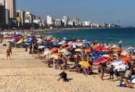 Rio de Janeiro proíbe uso de caixas de som nas praias