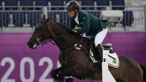 Márcio Appel monta Iberon Jmen na prova de salto de obstáculos