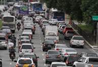 Curto período em engarrafamento expõe motorista a altas doses de poluição, diz estudo