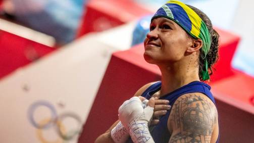 Com o feito, Bia escreveu seu nome na história do esporte brasileiro