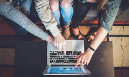 Trabalho em apps tira 1 ponto percentual da taxa de desemprego, diz estudo