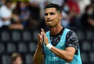 Manchester United anuncia a contratação de Cristiano Ronaldo