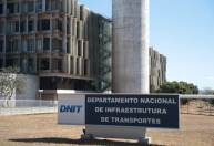 Polícia Federal investiga corrupção e tráfico de influência no DNIT