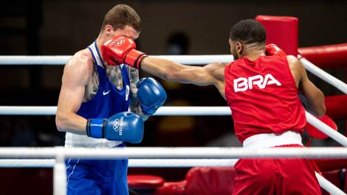 Para chegar à grande final, brasileiro precisou derrotar o russo Gleb Bakschi, também por decisão dividida dos juízes, mas com uma maior dominância