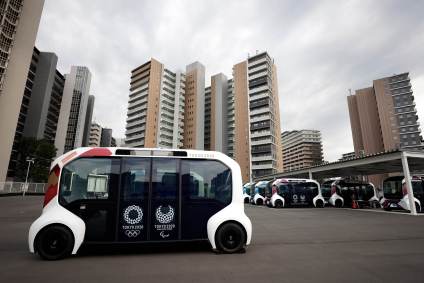 Carro autônomo da Toyota atropela atleta em Tóquio
