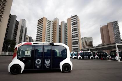 Carro autônomo da Toyota atropela atleta em Tóquio