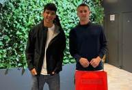 Conheça o jovem de 16 anos que fornece tênis raros às estrelas da Premier League
