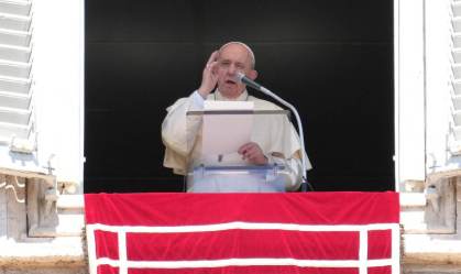Papa Francisco convoca cristãos a 'orar e jejuar' pelo Afeganistão