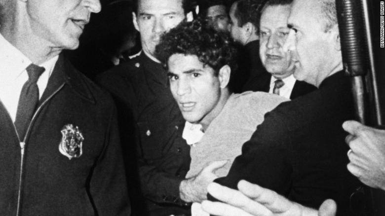 Sirhan Sirhan feriu outras cinco pessoas em um hotel na Califórnia / Reprodução
