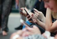Eletrônicos que ficam obsoletos em pouco tempo afetam indústria e meio ambiente
