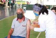 Especialistas explicam por que os vacinados estão protegidos mesmo sem o reforço