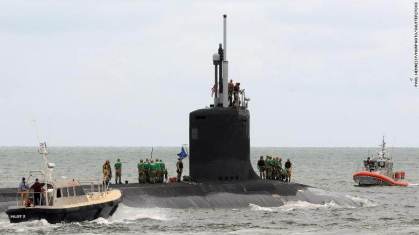 O USS Indiana, um submarino de ataque movido a energia nuclear parte de Port Canaveral, na Flórida, em 1º de outubro de 2018.