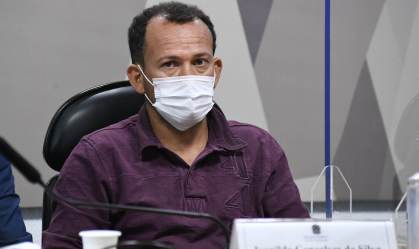 Motoboy da VTCLog diz à CPI que esteve na Saúde, mas nega conhecer Roberto Dias