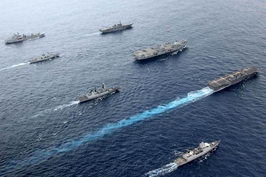 Marinha britânica faz treinamento no Oceano Pacífico com apoio do Japão / Royal Navy / Twitter