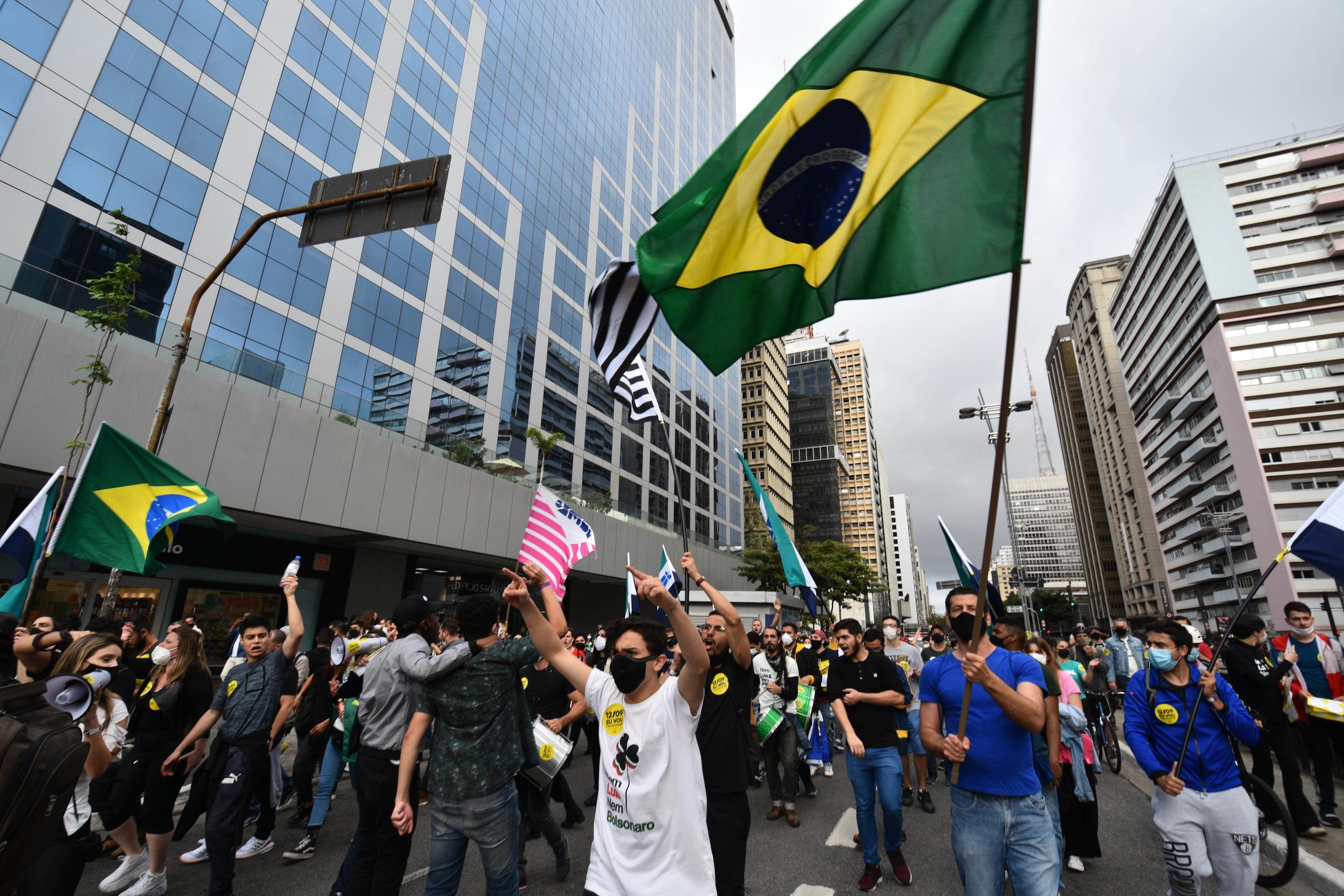 ATO CONTRA BOLSONARO MBL