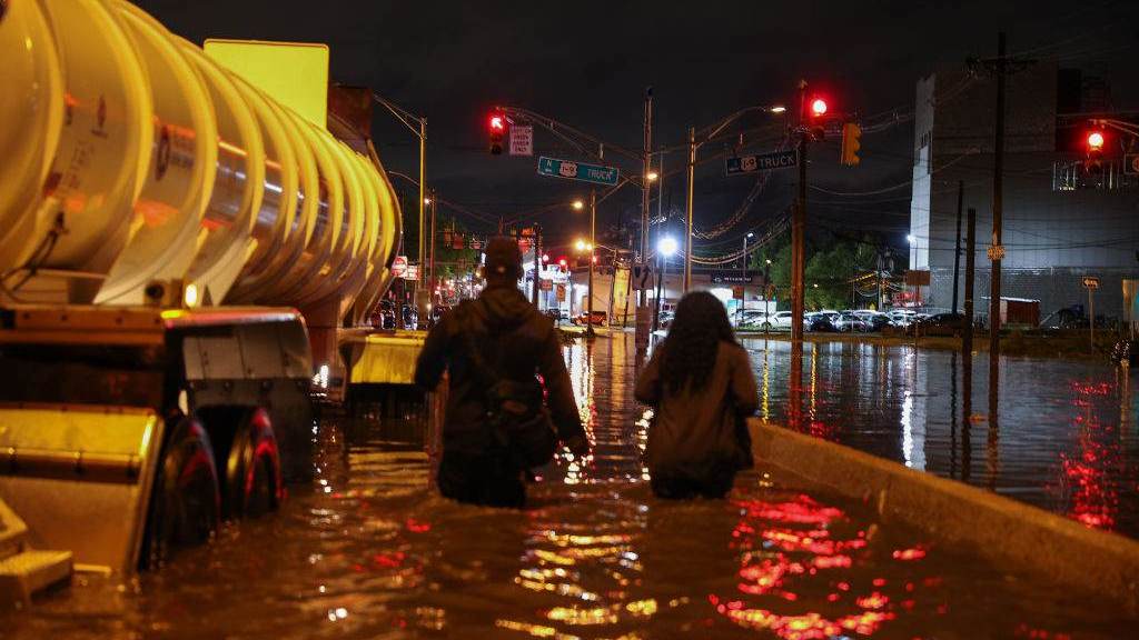 Hurricane Ida hits east coast with flash floods