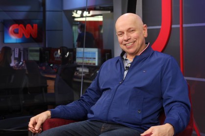 Historiador Leandro Karnal é o convidado desta sexta-feira (10) no CNN Nosso Mundo