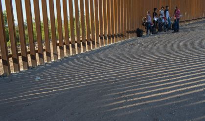 EUA enviam cerca de 1.500 tropas adicionais para fronteira com o México