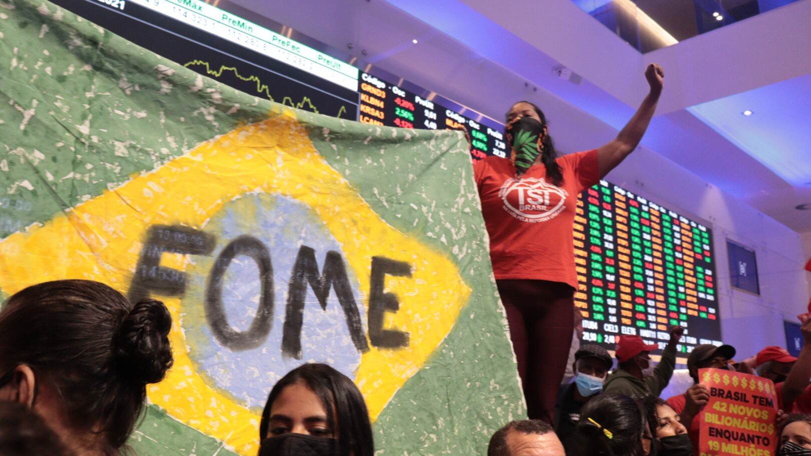 Movimentos sociais ocuparam o prédio da B3 na tarde desta quinta-feira