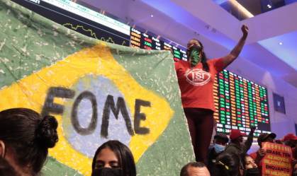 Movimentos sociais ocuparam o prédio da B3 na tarde desta quinta-feira