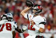Tom Brady confirma aposentadoria da NFL
