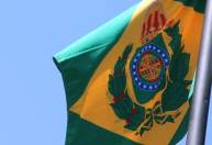 STF manda tribunal de Mato Grosso do Sul retirar bandeira do Brasil Império