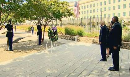 Joe Biden no memorial 2