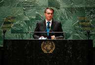 Bolsonaro modera tom e usa agenda econômica para reverter imagem internacional