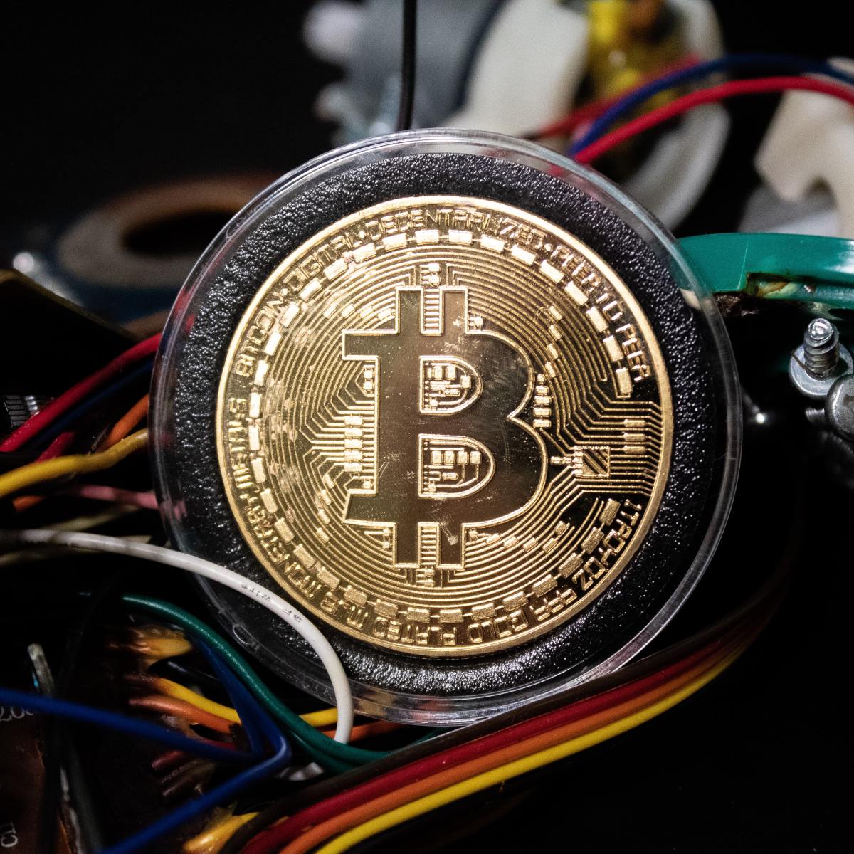 Após restrições na China, EUA se tornam maior minerador mundial de bitcoin  | CNN Brasil