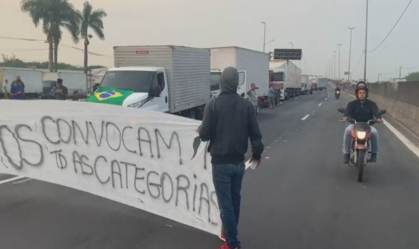 Greve dos caminhoneiros