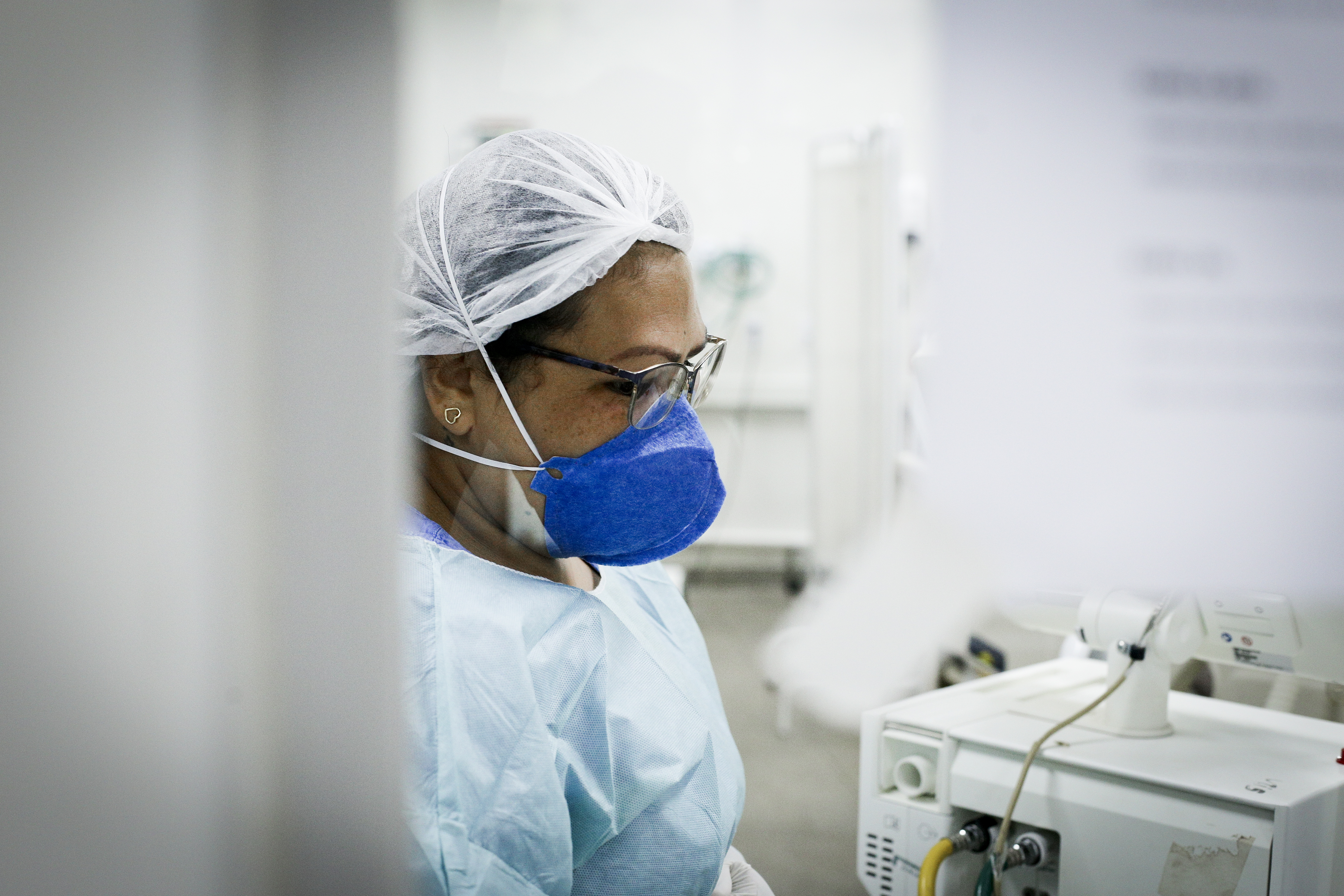 Atendimento médico em hospital durante a pandemia de Covid-19