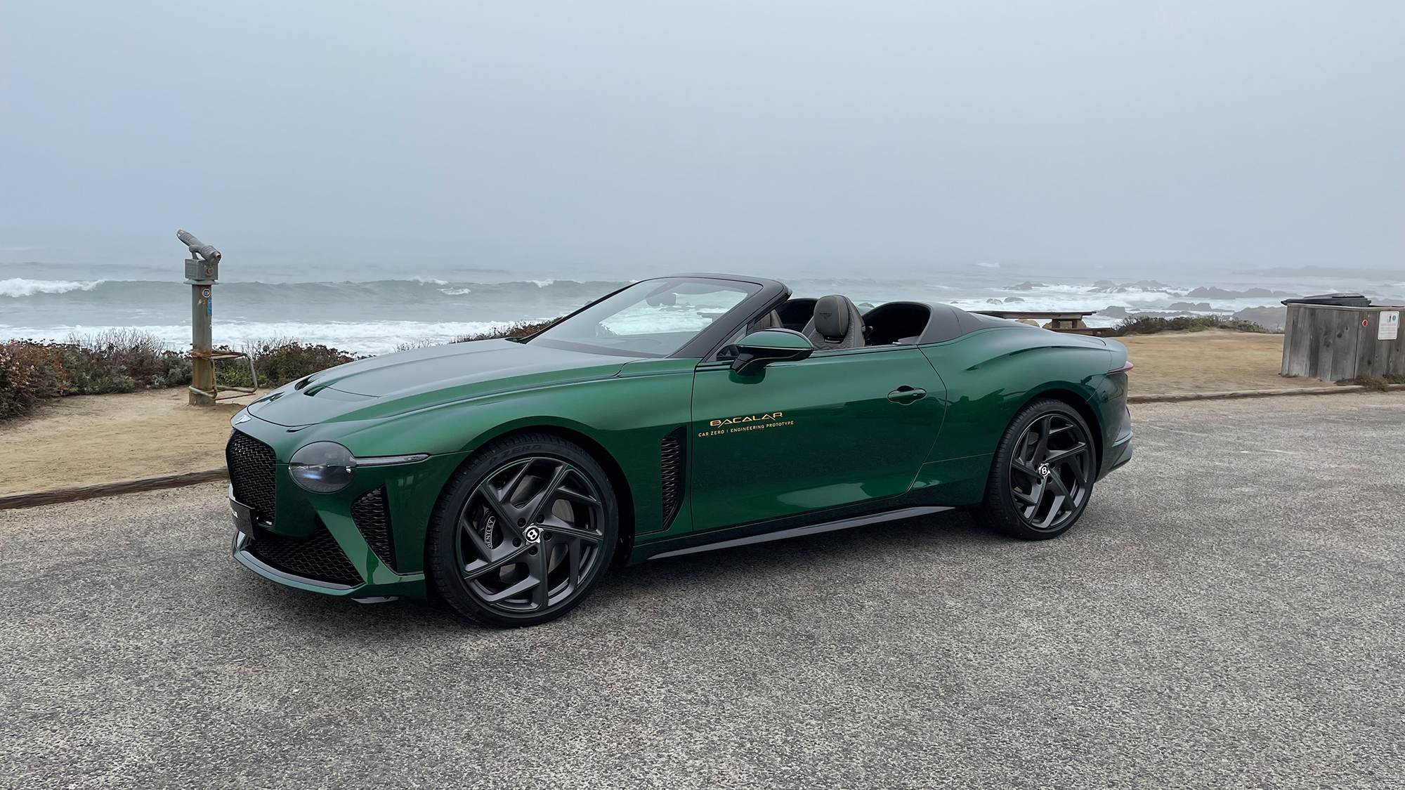 Os designers da Bentley tiveram liberdade com o Bacalar que raramente têm com um carro de produção / Peter Valdes-Dapena/CNN