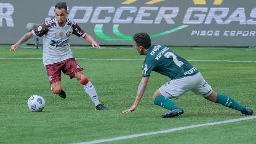 Flamengo e Palmeiras se enfrentaram em São Paulo / Marcello Zambrana/Agif - Agência De Fotografia/Estadão Conteúdo