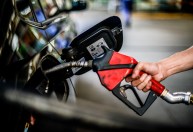 Diesel sobe 5,55% na primeira metade de outubro para acima de R$5 por litro
