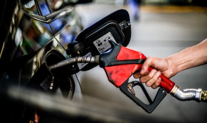 Casa Civil cria grupo de discussão para tentar reduzir preço da gasolina