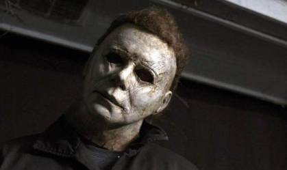 Empresa vai pagar R$ 6,8 mil para alguém assistir a 13 filmes de terror