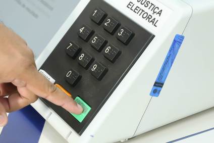 Urna eletrônica - Tribunal Superior Eleitoral (TSE)