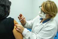 Cinco capitais e Distrito Federal mantêm vacinação contra Covid-19 neste domingo