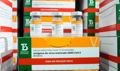 Instituto Butantan tem 1,8 milhão de doses da Coronavac em estoque