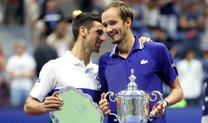 Medvedev bate Djokovic, conquista o US Open e frustra Grand Slam do sérvio