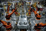 Atividade industrial dos EUA tem expansão em abril, mostra PMI da S&P Global