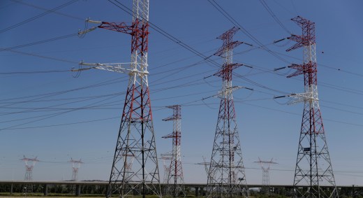 Linhas de transmissão de energia