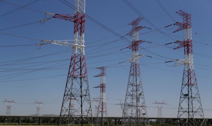 EDP Brasil tem prejuízo de R$ 396,9 mi no 4º tri com baixa contábil em termelétrica