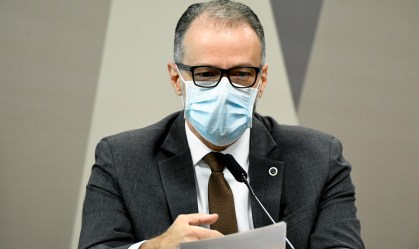 Barra Torres rebate falas de Bolsonaro sobre vacinação
