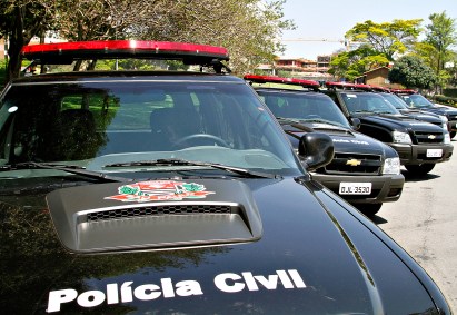 Viaturas da Polícia Civil