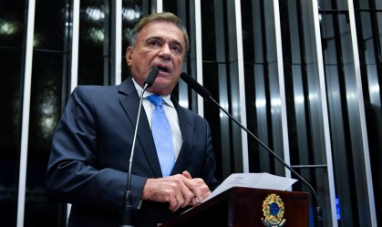 Alvaro Dias é favorito a uma das vagas no Senado pelo Paraná, diz pesquisa
