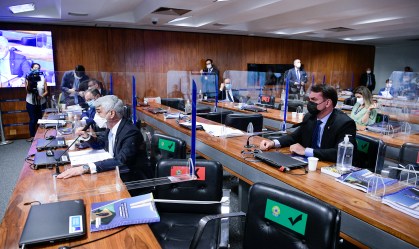 Senadores da CPI da Covid querem recorrer de arquivamento de ações contra Bolsonaro no STF