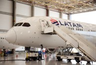 Incidente em voo da Latam deixa ao menos 50 feridos na Nova Zelândia